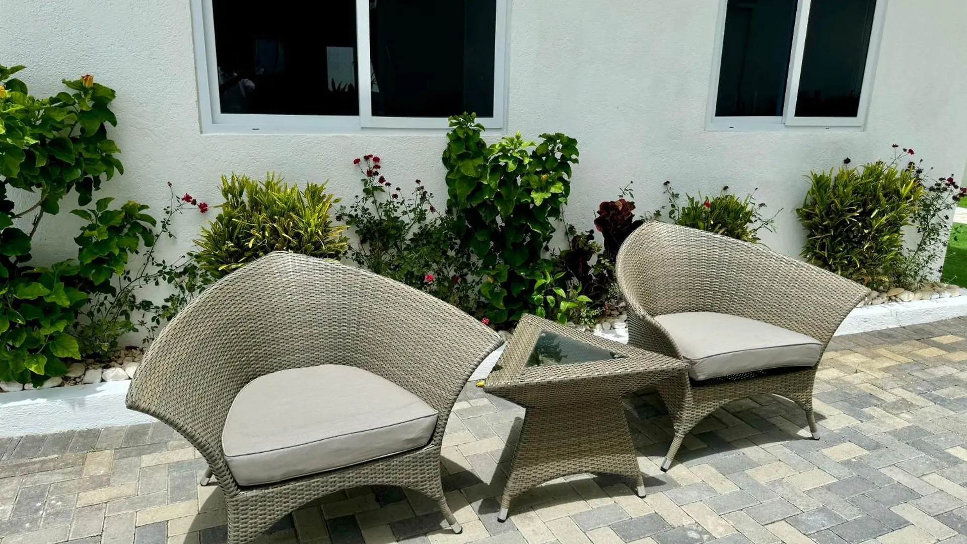 Hospitality Expert Bts 5 - Pool Beach & Bar Montego Bay Jamaika