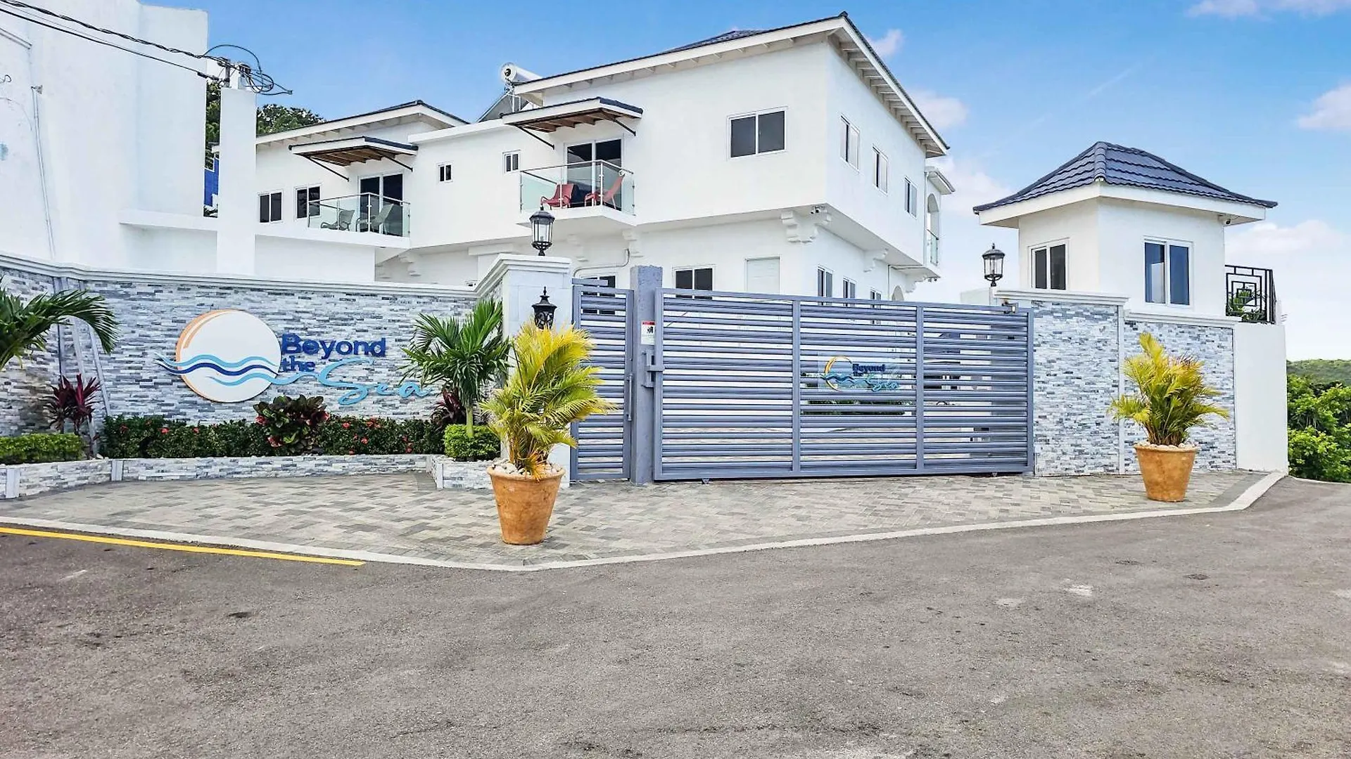 Han/Misafirhane Hospitality Expert Bts 5 - Pool Beach & Bar Montego Bay Jamaika